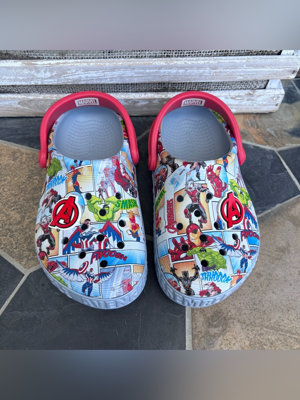 Crocs Kids' Avengers Off Court Clogs